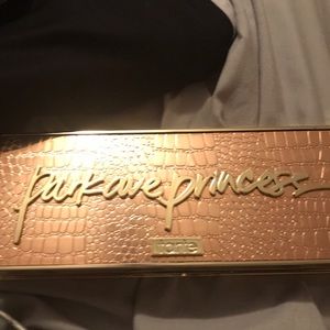 Tarte park ave contour pallet